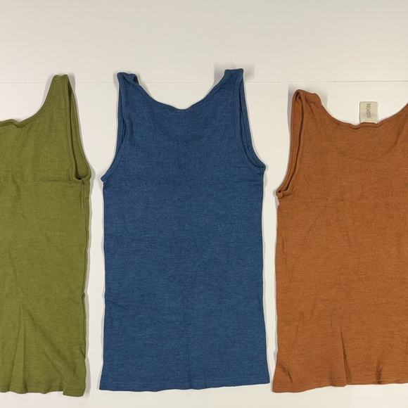Set of 3 Siskin Silk/Wool Tank Tops Women's Size 10-12 GUC - Picture 2 of 4